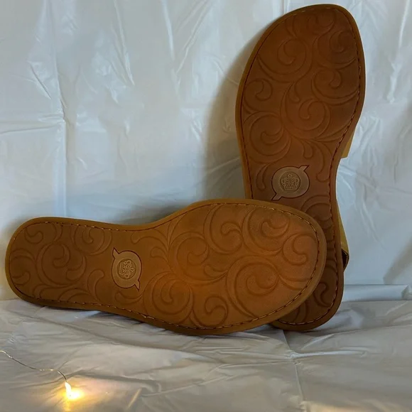 Women's 8M-Born Leather Marigold Slingback Sandals - Picture 7 of 7